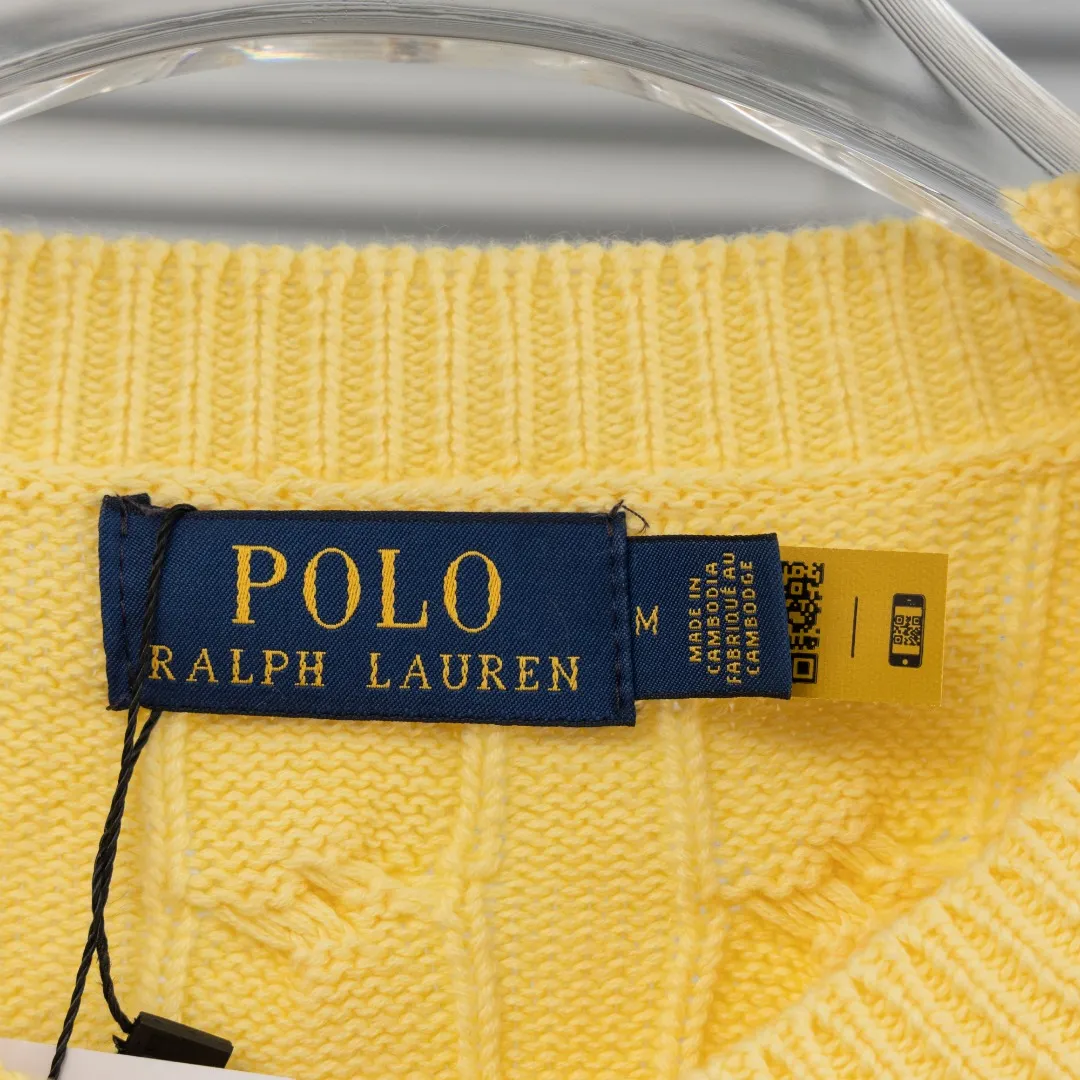 P290 top version (different currencies) You can scan the code to enter the official website. Style: Ralph Lauren POLO Ralph Lauren small label embroidered knitted cardigan jacket. Color: Picture color. Size: S-XL. Fabric: pure cotton. Accessories: full set of customized accessories. No gender distinction. Same style for men and women.
